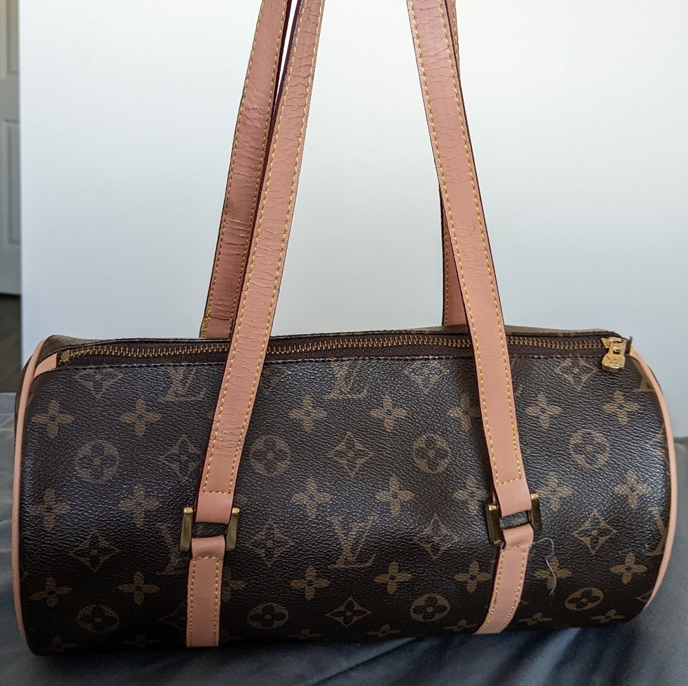 Louis Vuitton purse
